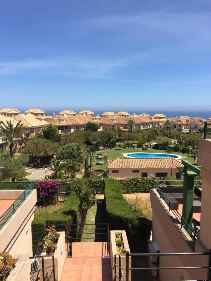 Bonito Apartamento En Alcaidesa Con Piscina Lejlighed Eksteriør billede